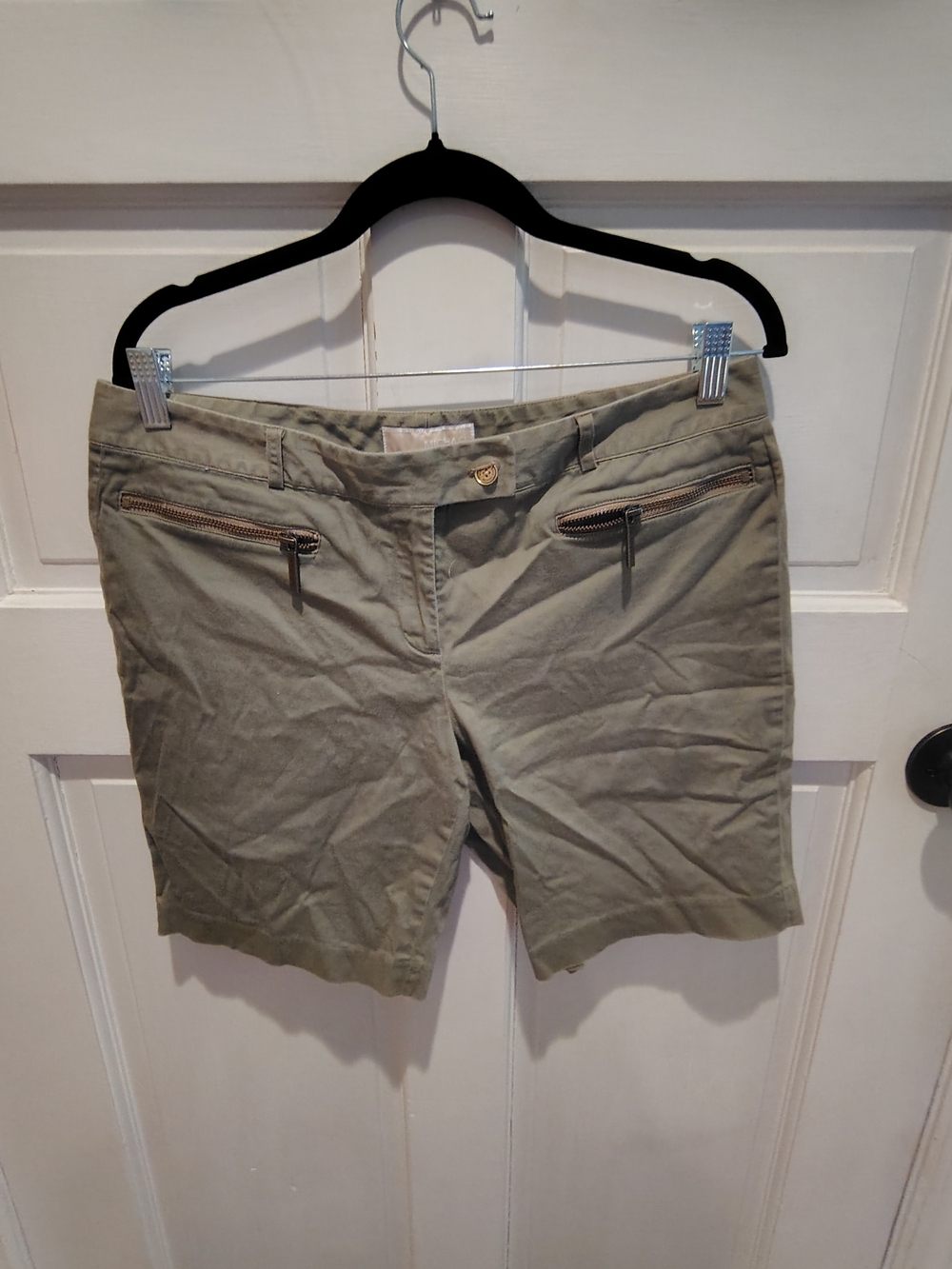 Michael Kors Olive Zip Pocket Bermuda Shorts Sz. 10